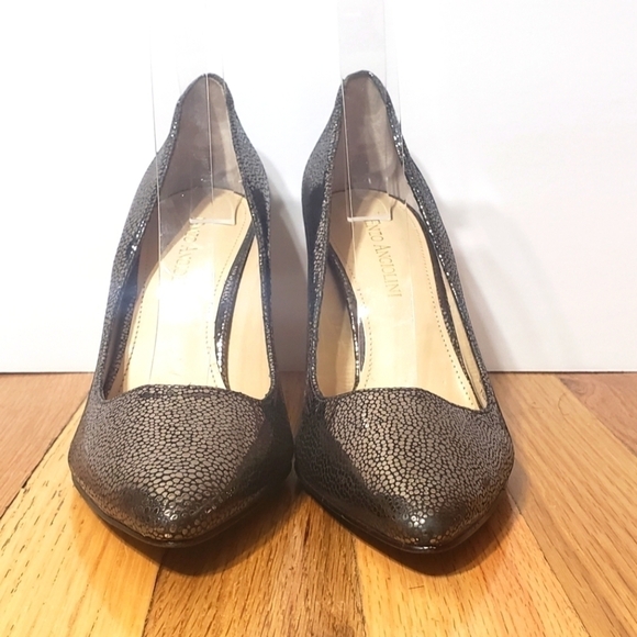 Enzo Angiolini Shimmering Heels - Picture 4 of 17